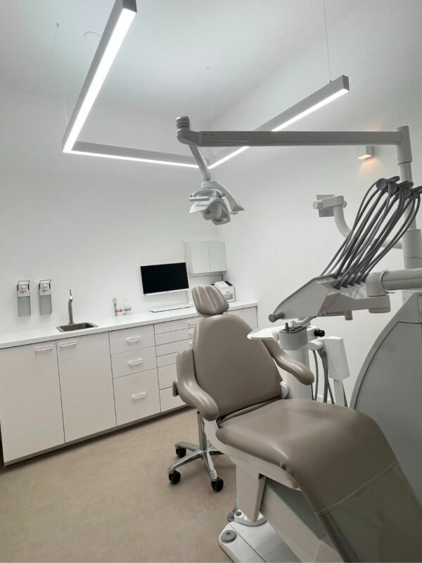 Armatuur PHU U-vorm LED direct / indirect Dentled volspectrum daglicht - Afbeelding 5