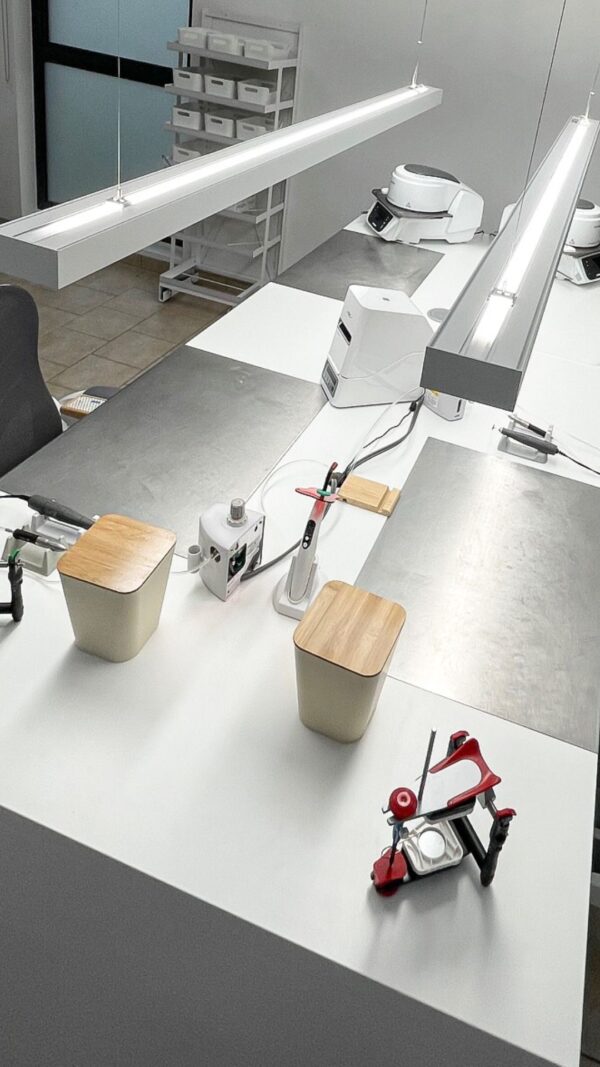 PHW - DentLed Dental Laboratory Lamp - Afbeelding 6
