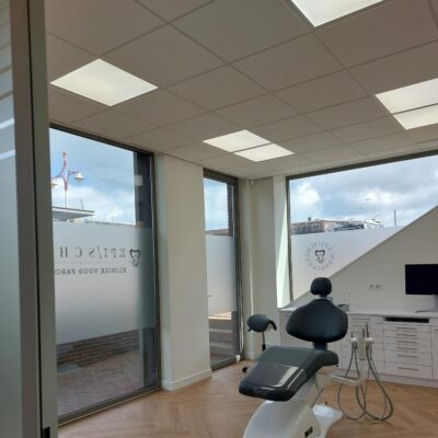 DENTAL-TREATMENT-ROOMS-lighting-Dentled-den-haag