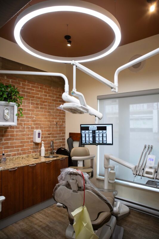 PVR 150 LED-lamp geïnstalleerd in de kliniek van Dr. Matthew Osepchook