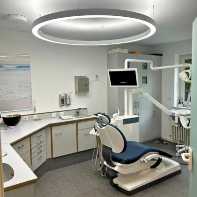 Full-spectrum PVR-120 en PVR-150 verlichting upgrade in de kliniek van Dr. Albers.