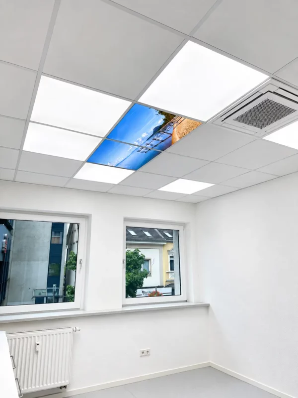 LED-fotoplafond gecombineerd met verlichting met een volledig daglichtspectrum bij Zahnflow